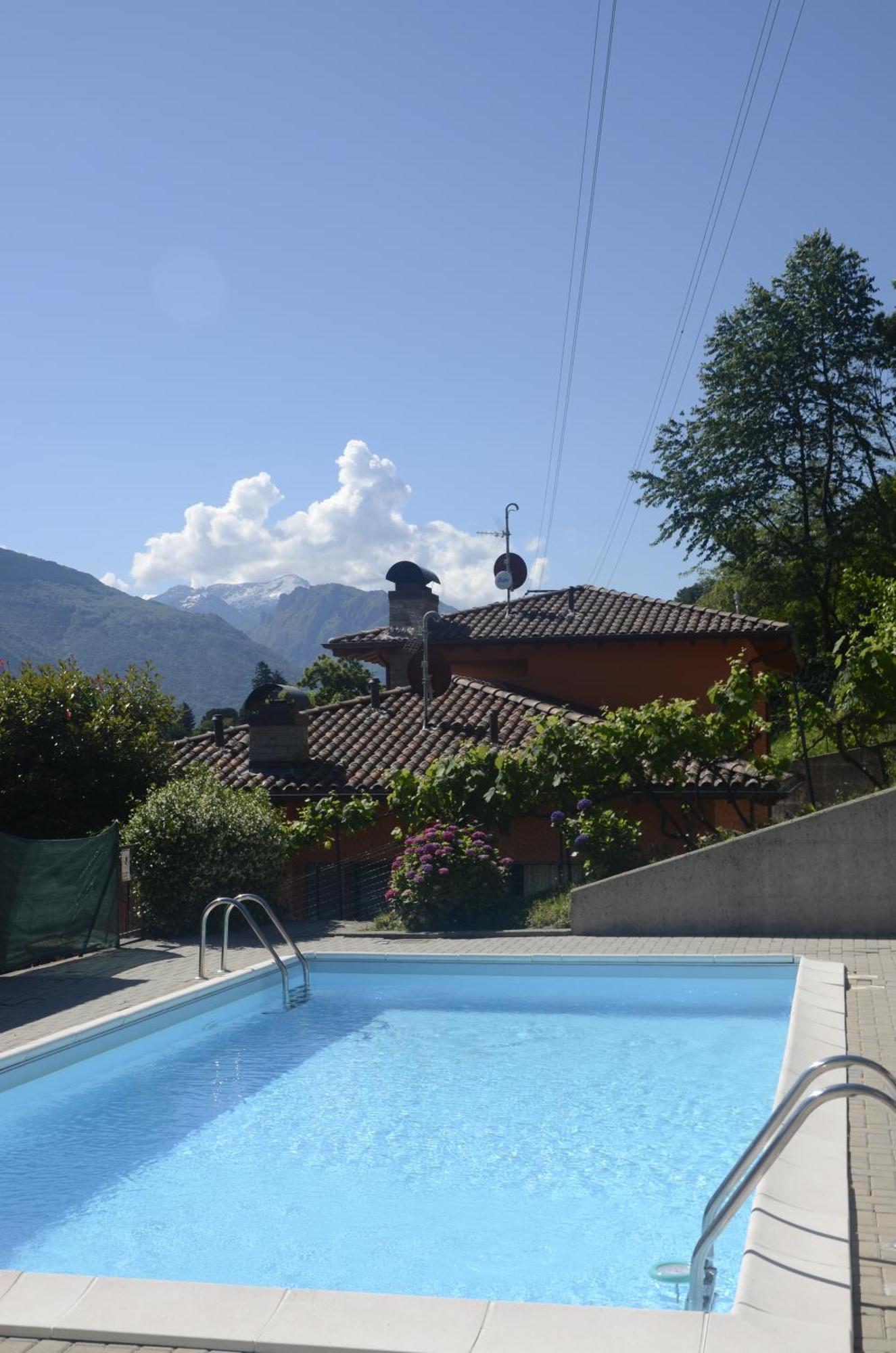 Anma Cottages The Secret Garden Pianello Del Lario 外观 照片