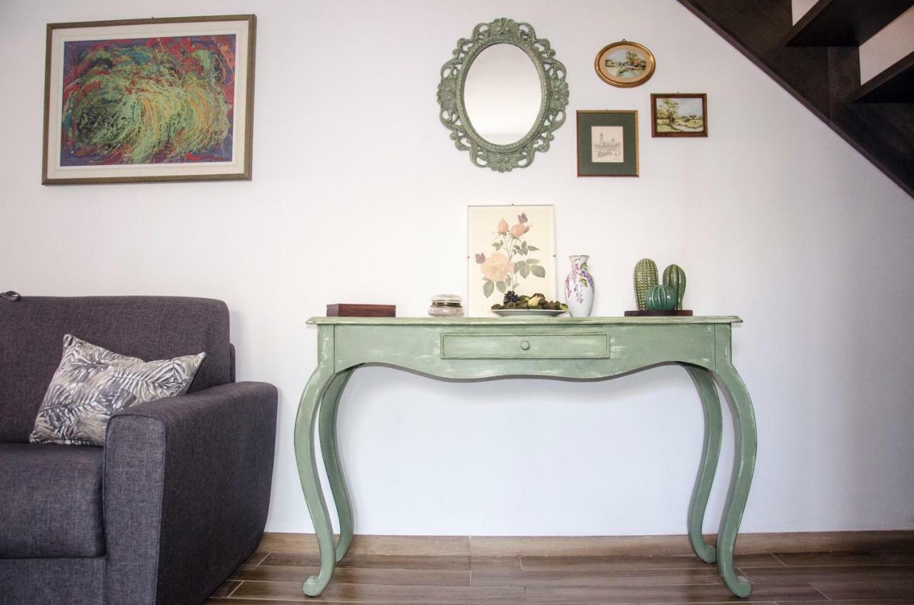 Anma Cottages The Secret Garden Pianello Del Lario 外观 照片